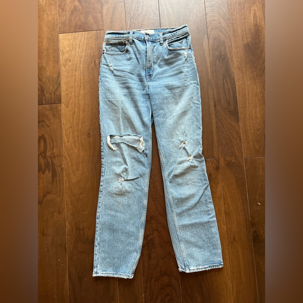 Abercrombie The 90s Straight Ultra High Rise, Size 27 Regular
